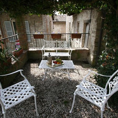 Apartamento Vescovado 7 Gubbio Exterior foto