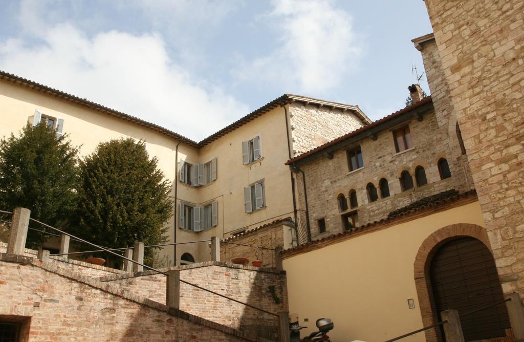 Apartamento Vescovado 7 Gubbio Exterior foto